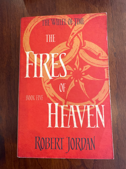 Fires of heaven. Robert Jordan. 2014.