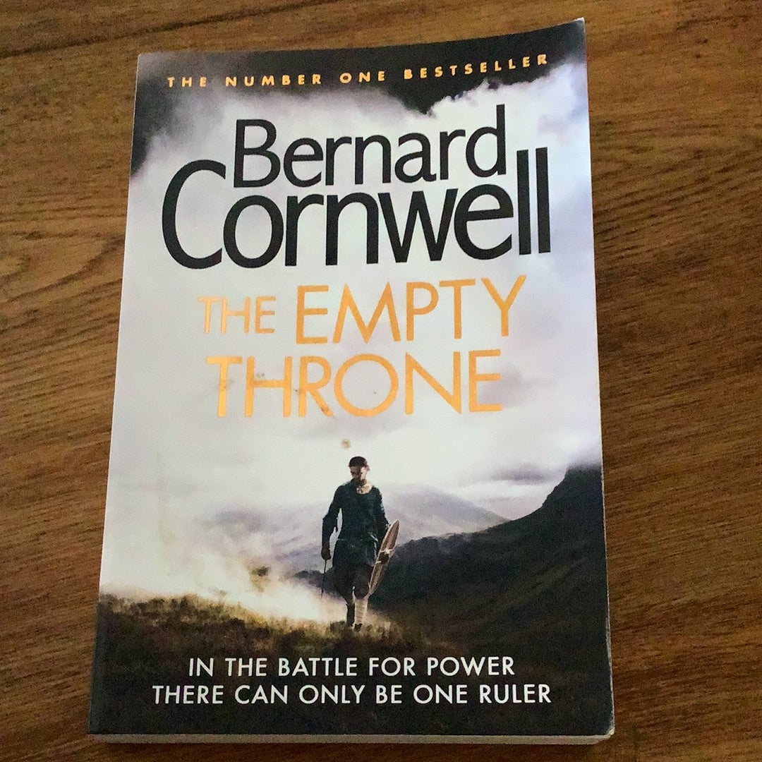 Empty throne. Bernard Cornwell. 2015.