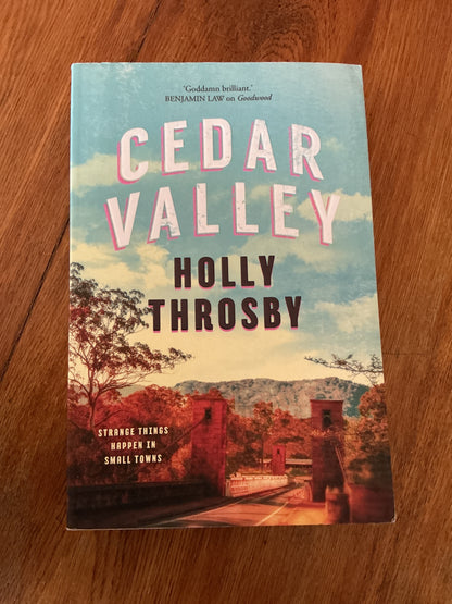 Cedar valley. Holly Throsby. 2018.