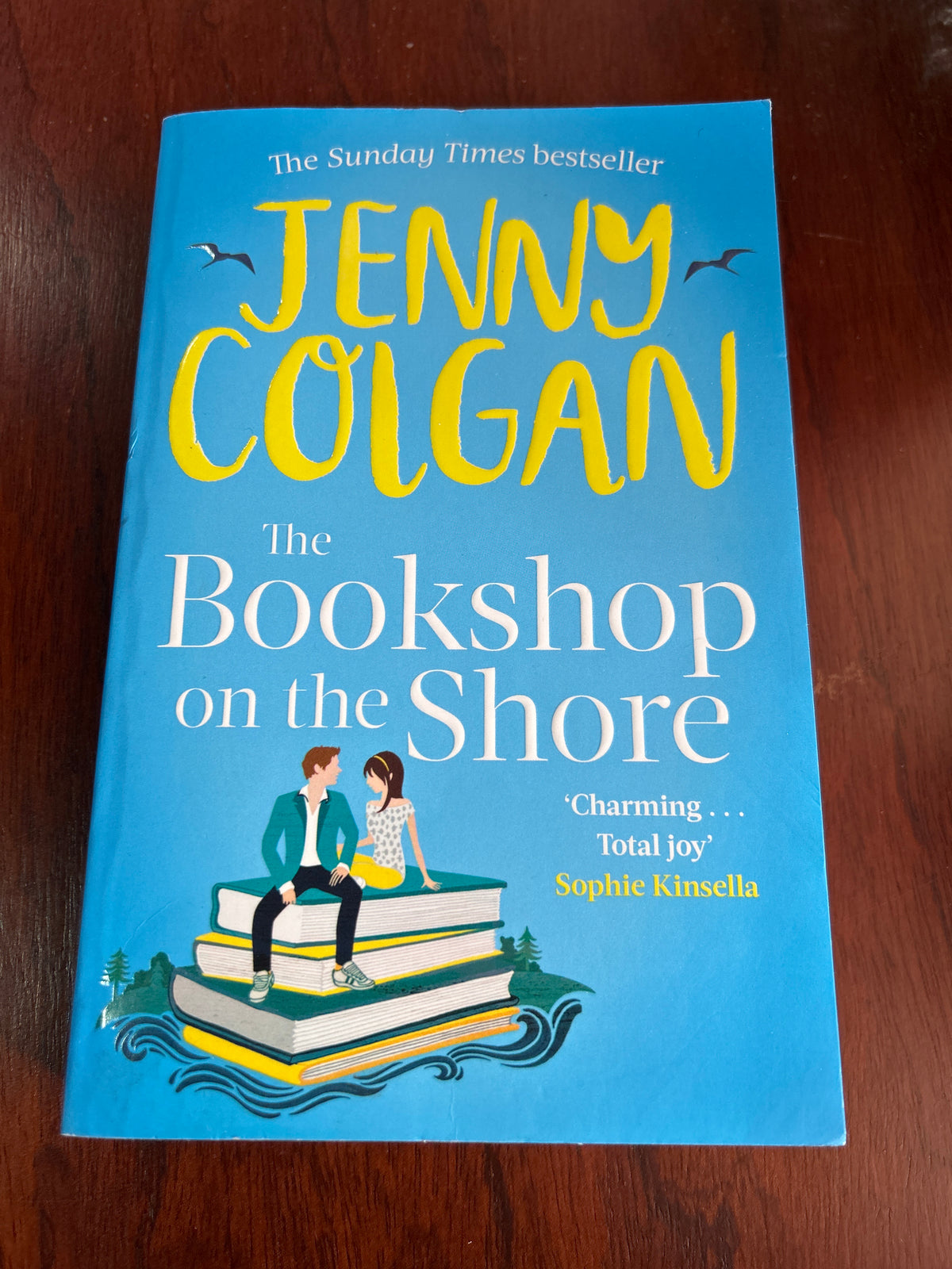 Bookshop on the shore. Jenny Colgan. 2020.