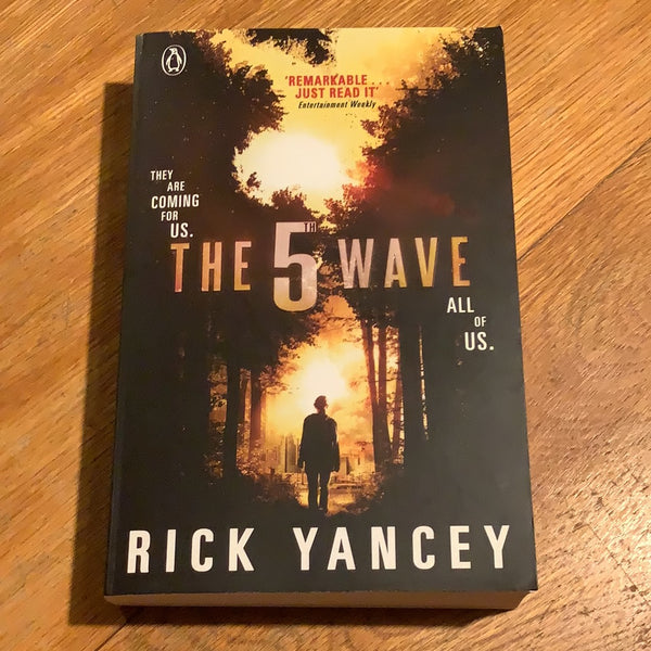 5th wave. Rick Yancey. 2014.