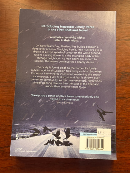 Raven black. Ann Cleeves. 2021.