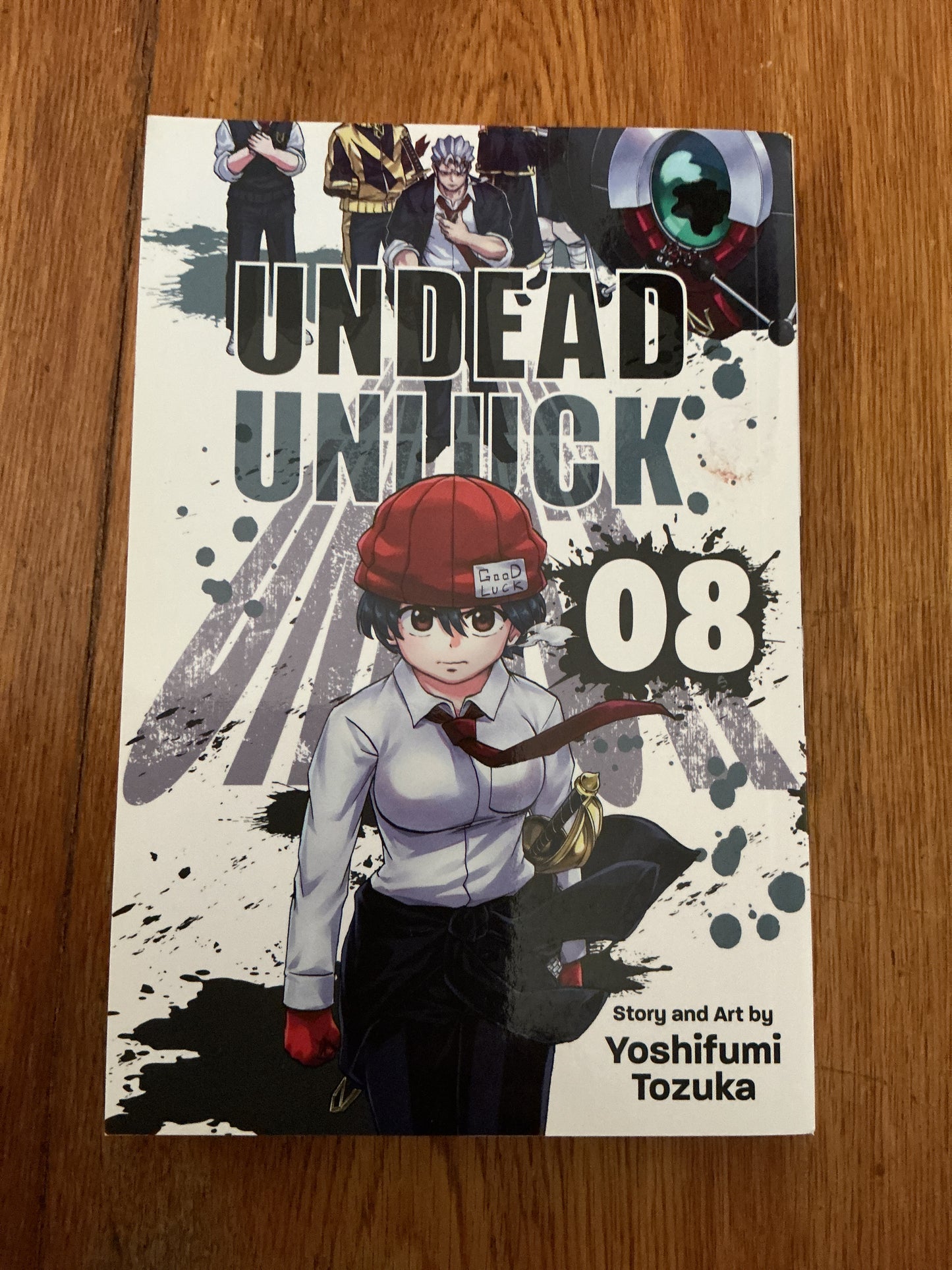 Undead unlucky v8. Yoshifumi Tozuka. 2020.