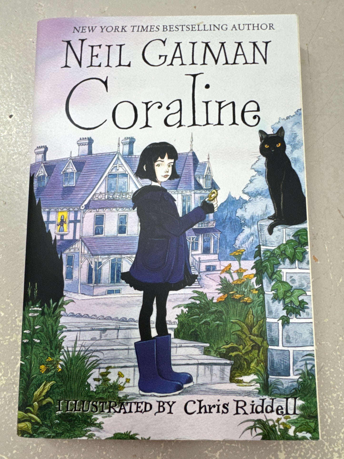 Coraline. Neil Gaiman. 2015.