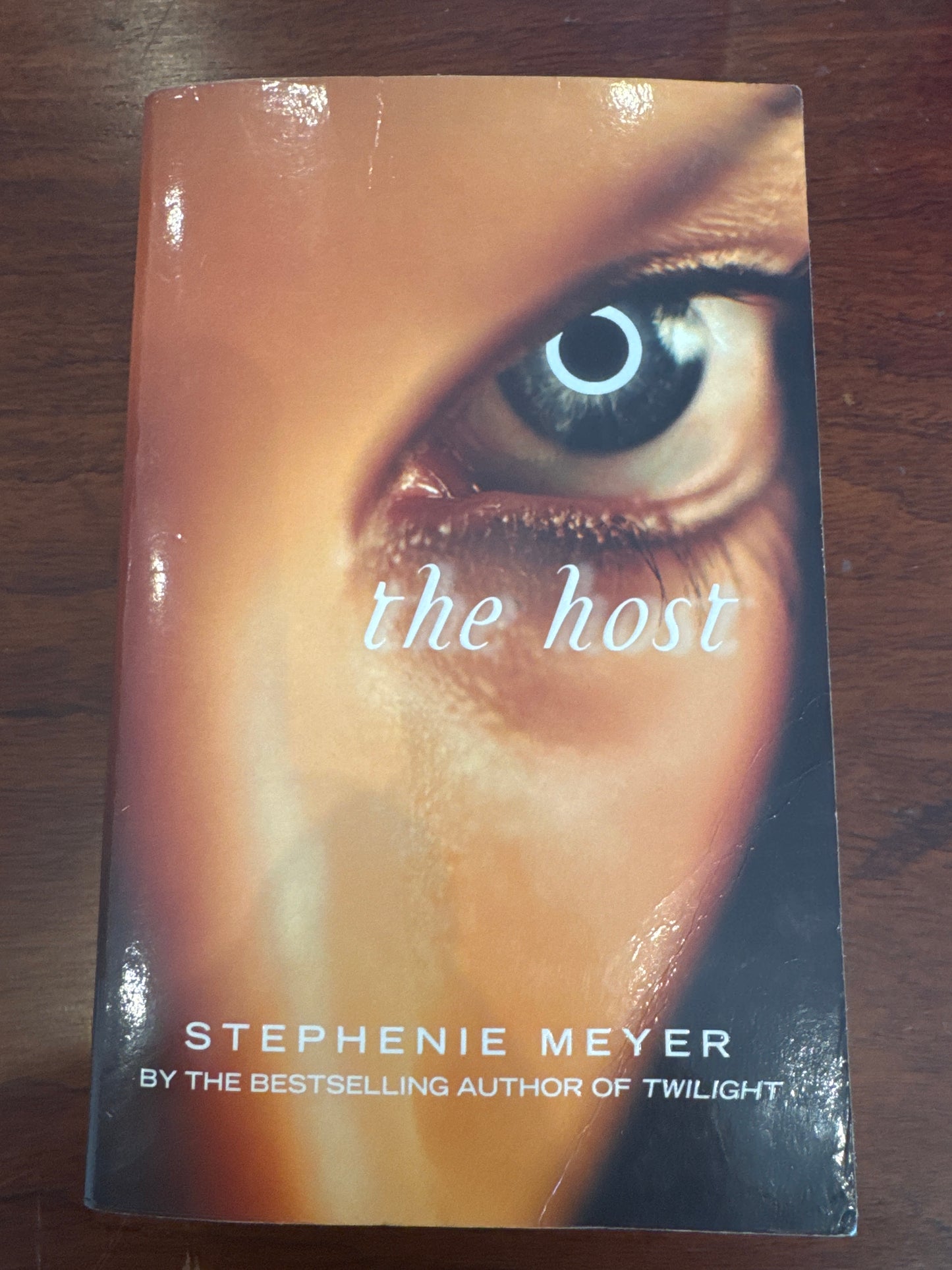 The Host. Stephenie Meyer. 2008.