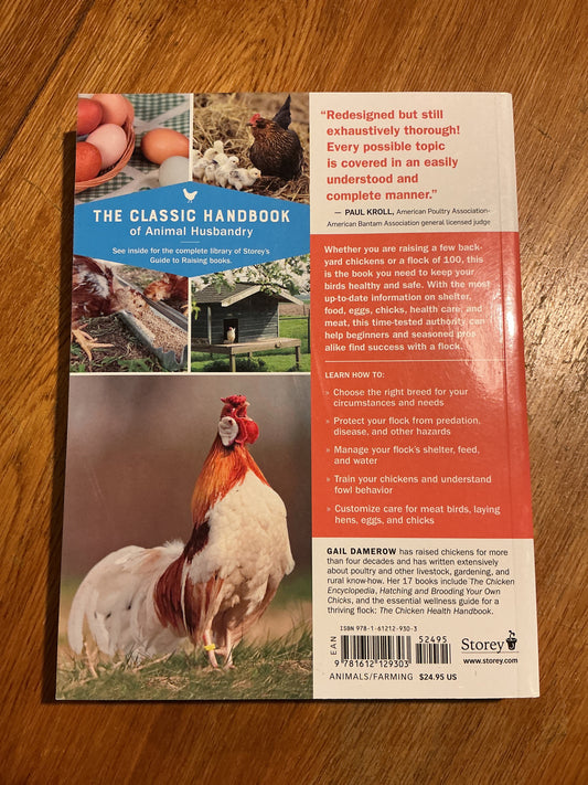 Storey’s guide to raising chickens. Gail Damerow. 2017.