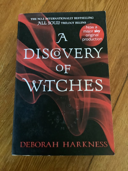 Discovery of witches. Deborah Harkness. 2014.