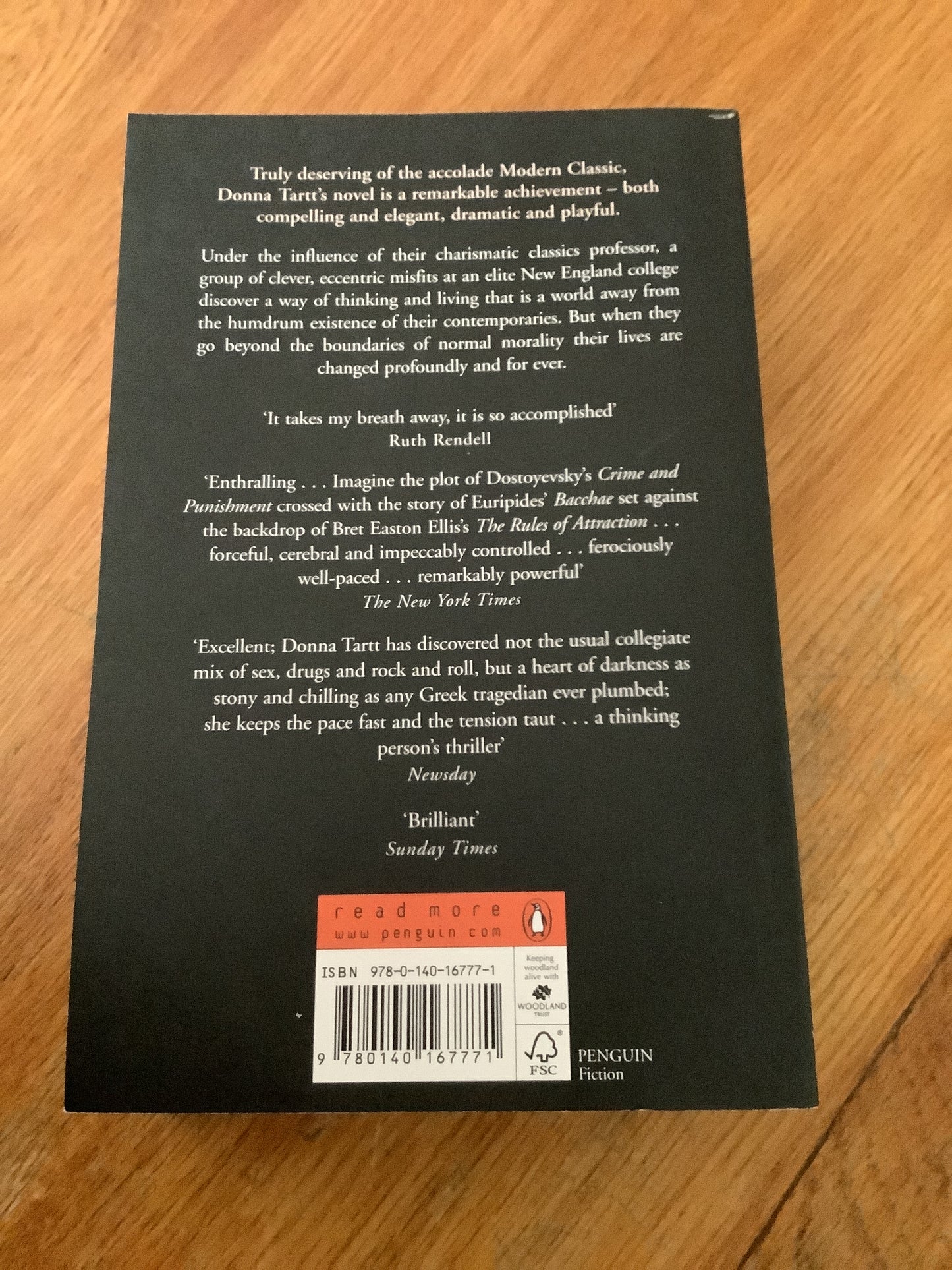 Secret history. Donna Tartt. 2006.