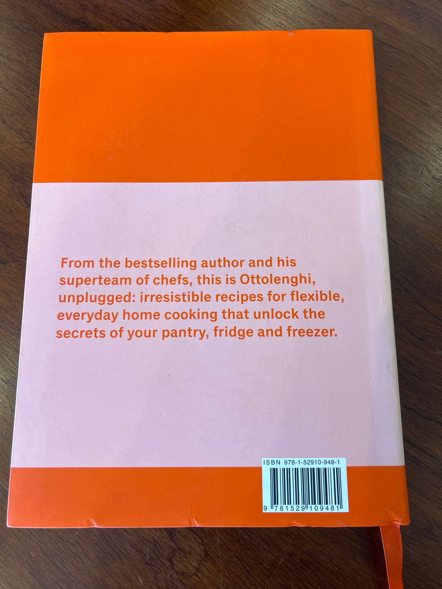 Ottolenghi test kitchen: shelf love. Noor Murad & Yotam Ottolenghi. 2021.