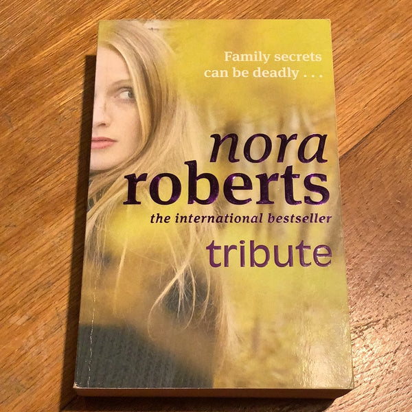 Tribute. Nora Roberts. 2011.