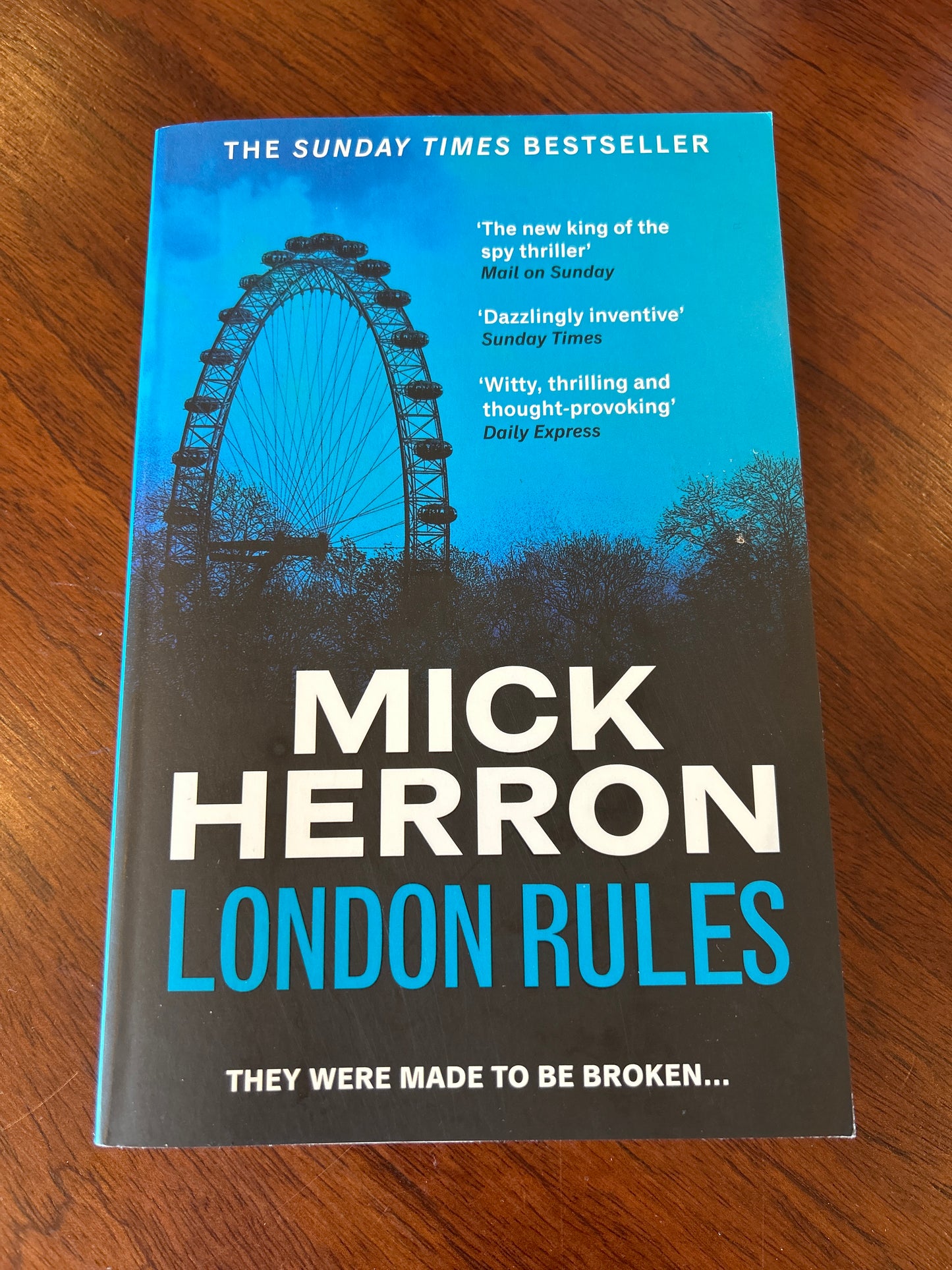 London rules. Mick Herron. 2022.
