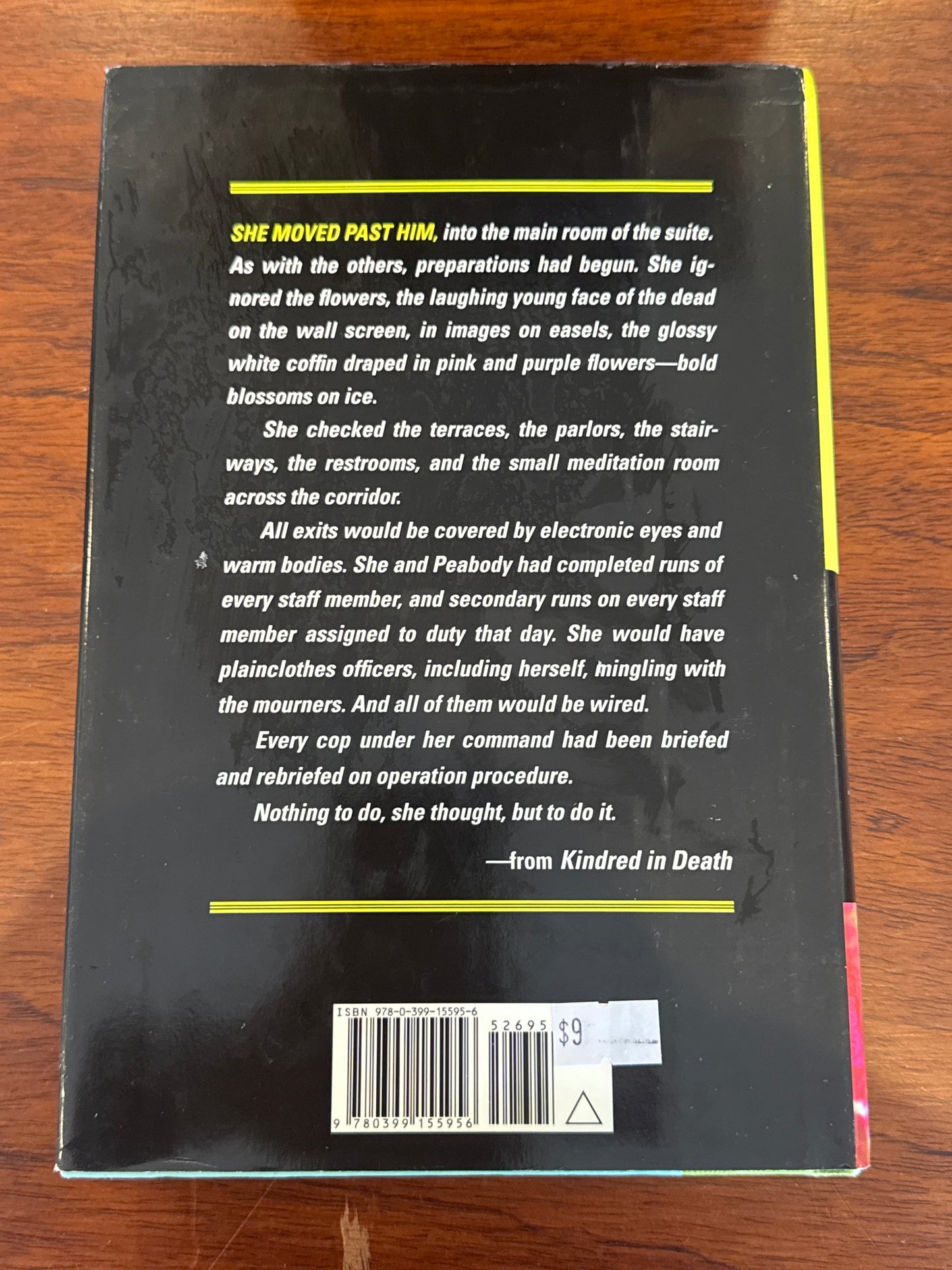 Kindred in death. J.D. Robb. 2009.