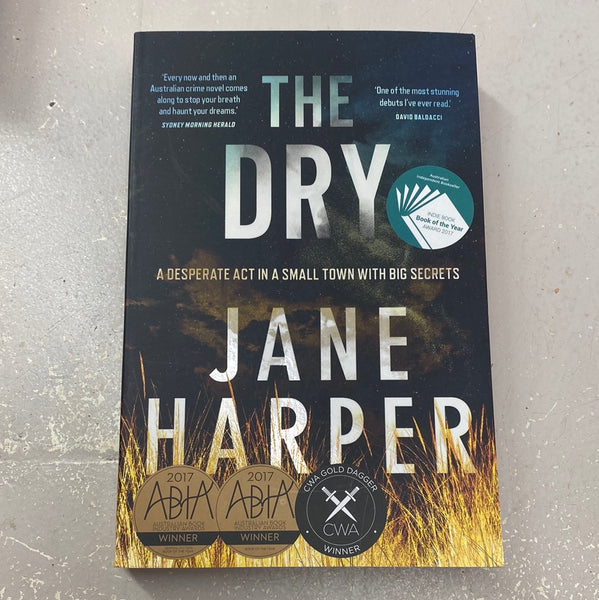 Dry. Jane Harper. 2016.