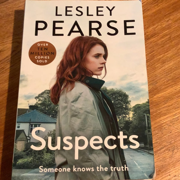 Suspects. Lesley Pearse. 2021.