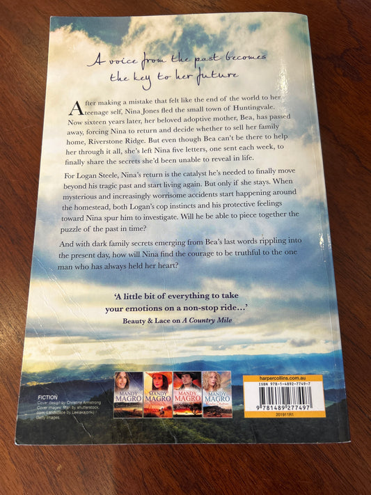 Riverstone ridge. Mandy Magro. 2019.