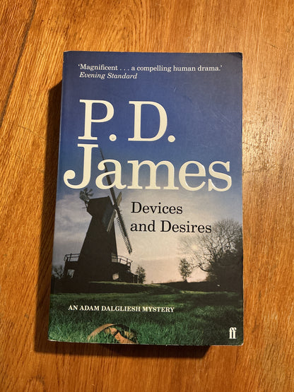 Devices and desires. P.D.James. 2010.