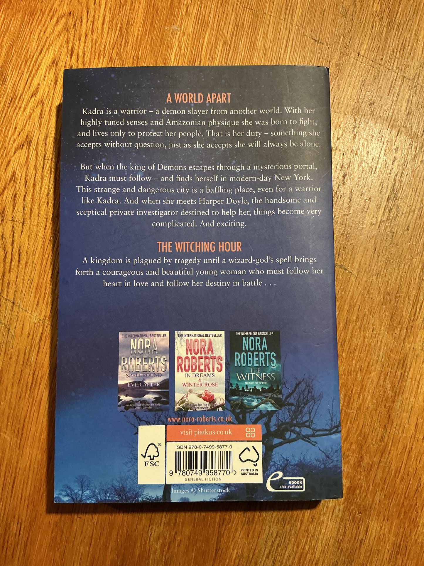 World apart & Witching hour. Nora Roberts. 2013.