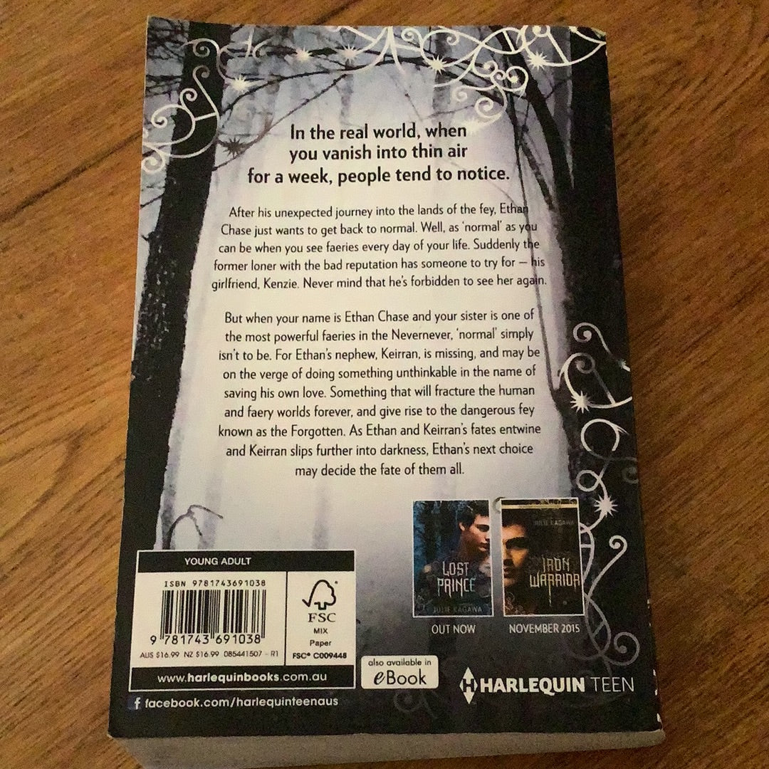 Iron traitor. Julie Kagawa. 2015.