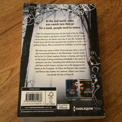 Iron traitor. Julie Kagawa. 2015.