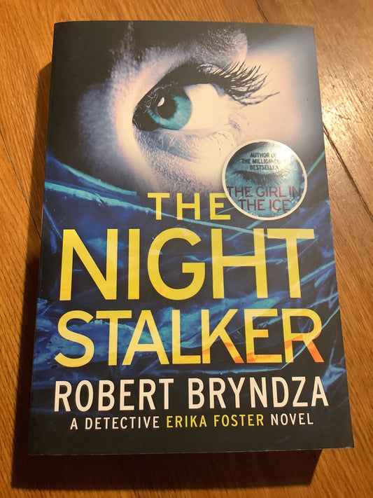 Night stalker. Robert Bryndza. 2016.