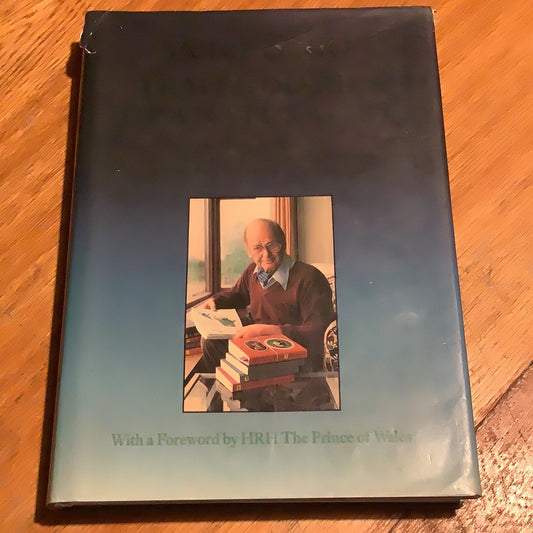 Travel diaries of a naturalist 1: Australia, New Zealand, New Guinea, Africa, The Galápagos Islands, Antarctica and the Falkland Islands. Peter Scott. 1983.