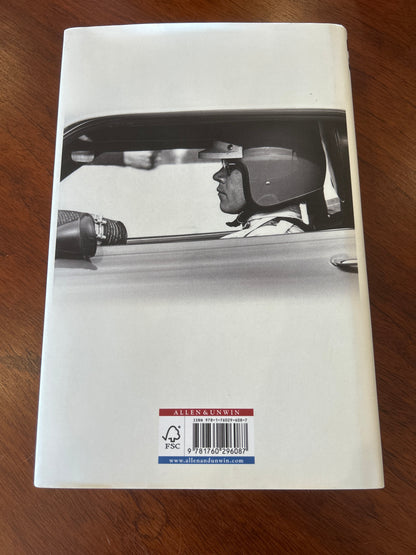 Climbing the mountain. Allan Moffat with John Smailes. 2017.