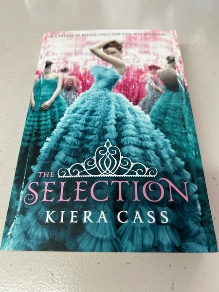 Selection. Kiera Cass. 2012.