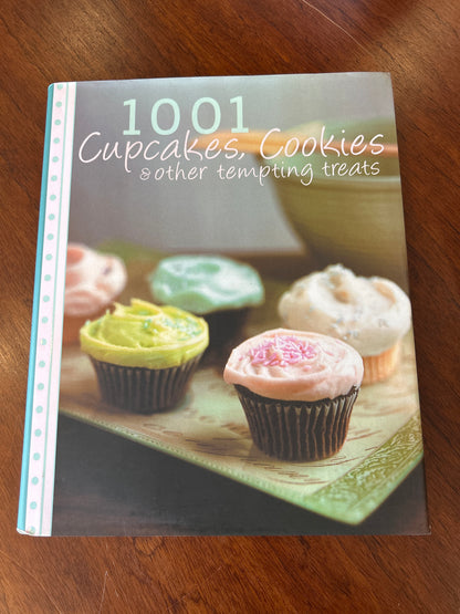 1001 cupcakes, cookies & other tempting treats. Susanna Tee. 2010.