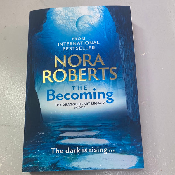 Becoming. Nora Roberts. 2021.