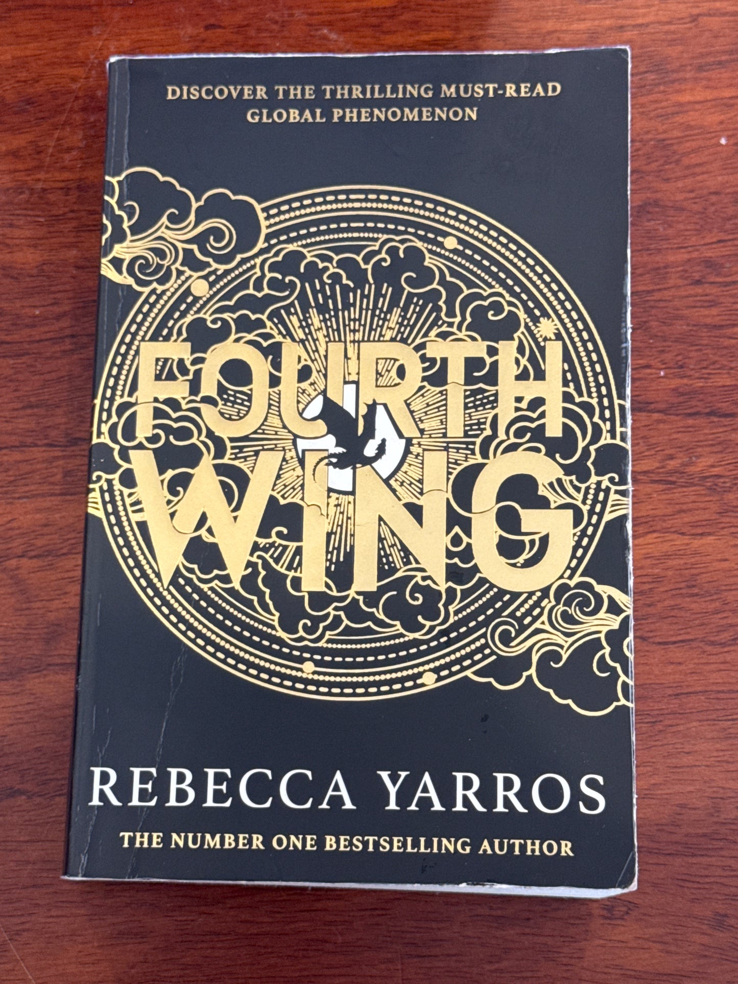 Fourth Wing. Rebecca Yarros. 2024.