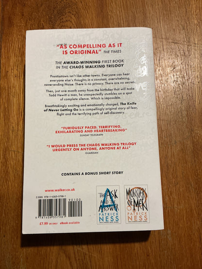 Knife of never letting go: chaos walking: book one. Patrick Ness. 2014.