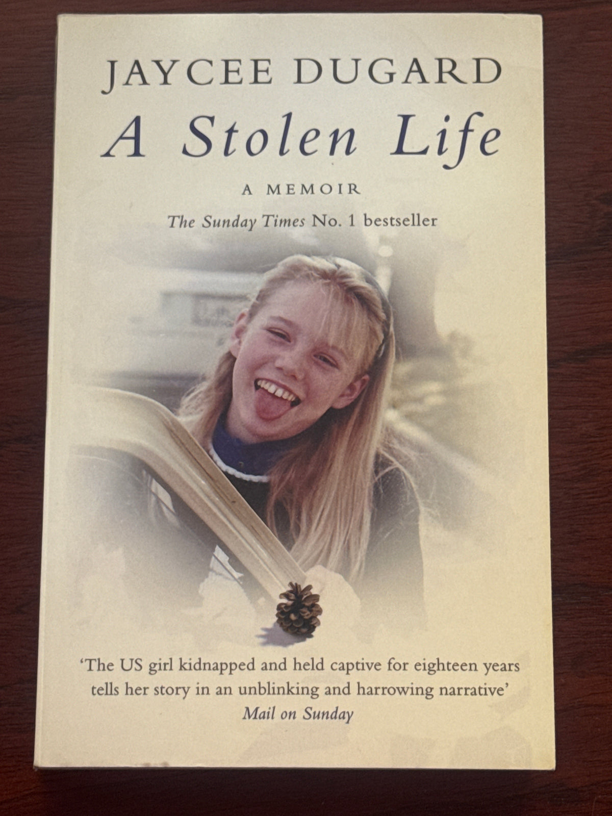 Stolen life. Jaycee Dugard. 2012.