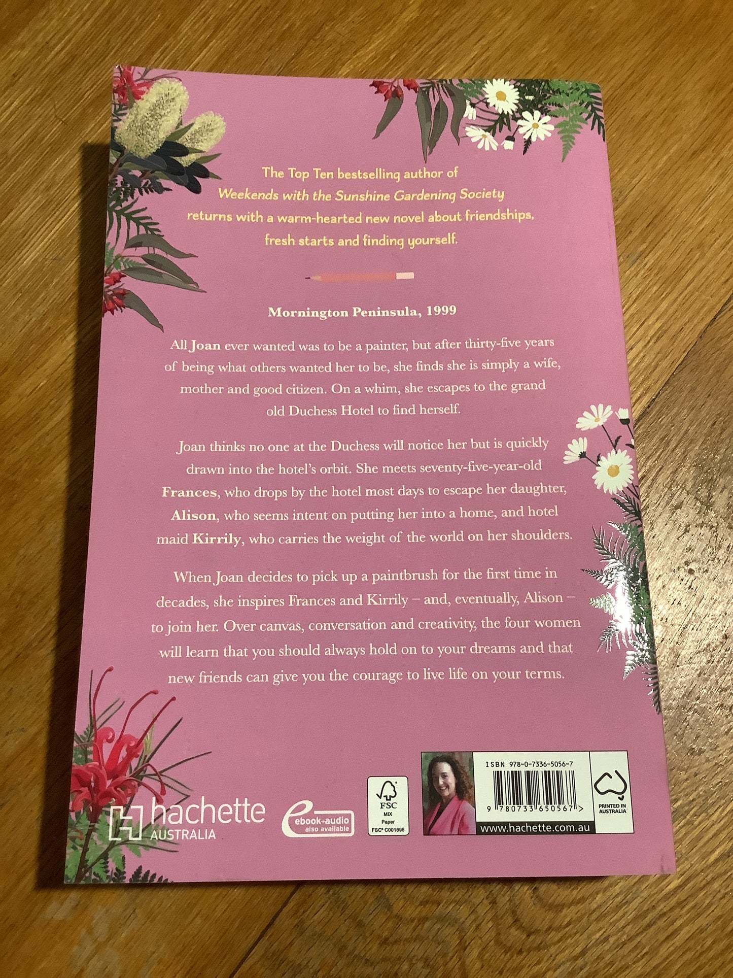 Art hour at the Duchess Hotel. Sophie Green. 2024.