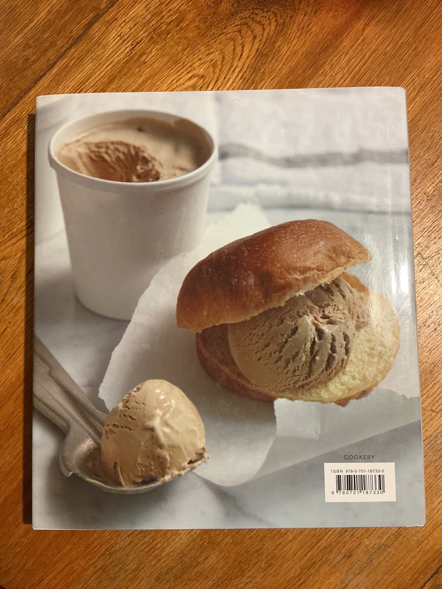 Nigellissima: instant Italian inspiration. Nigella Lawson. 2012.