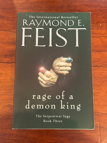 Rage of a demon king. Raymond Feist. 2015.