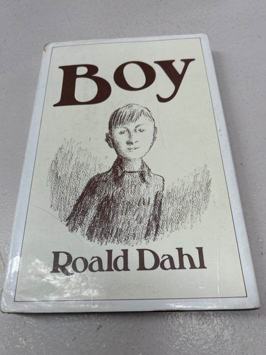 Boy: tales of childhood. Roald Dahl. 1984.