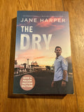 Dry. Jane Harper. 2020.