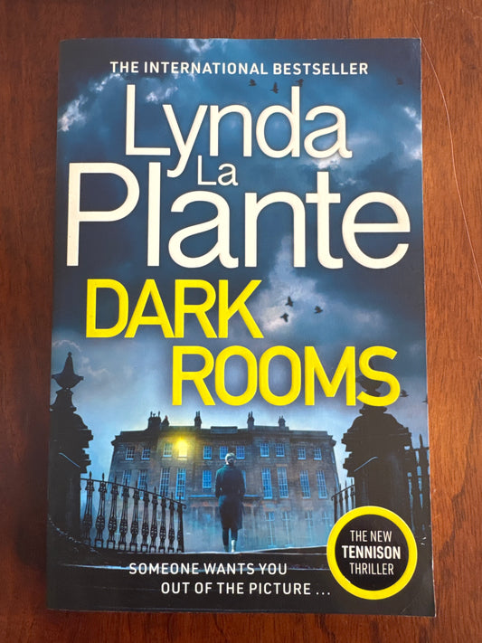 Dark rooms. Lynda La Plante. 2022.