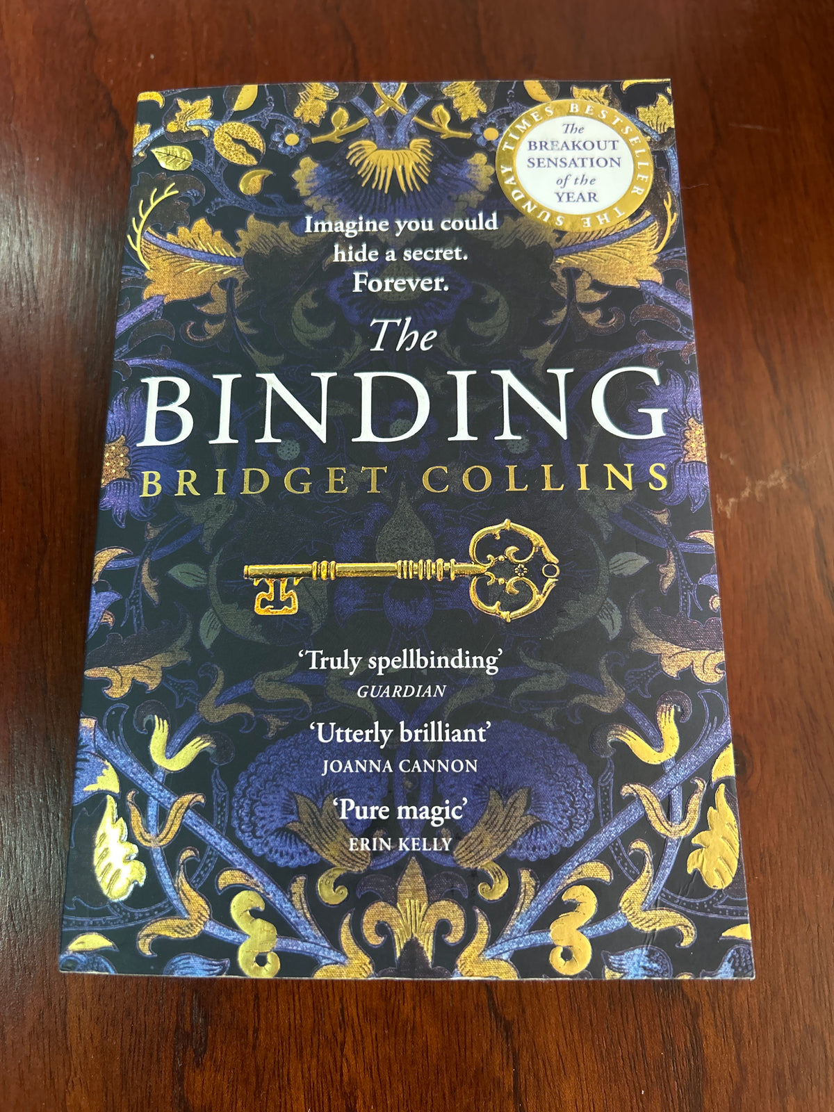 Binding. Bridget Collins. 2019.