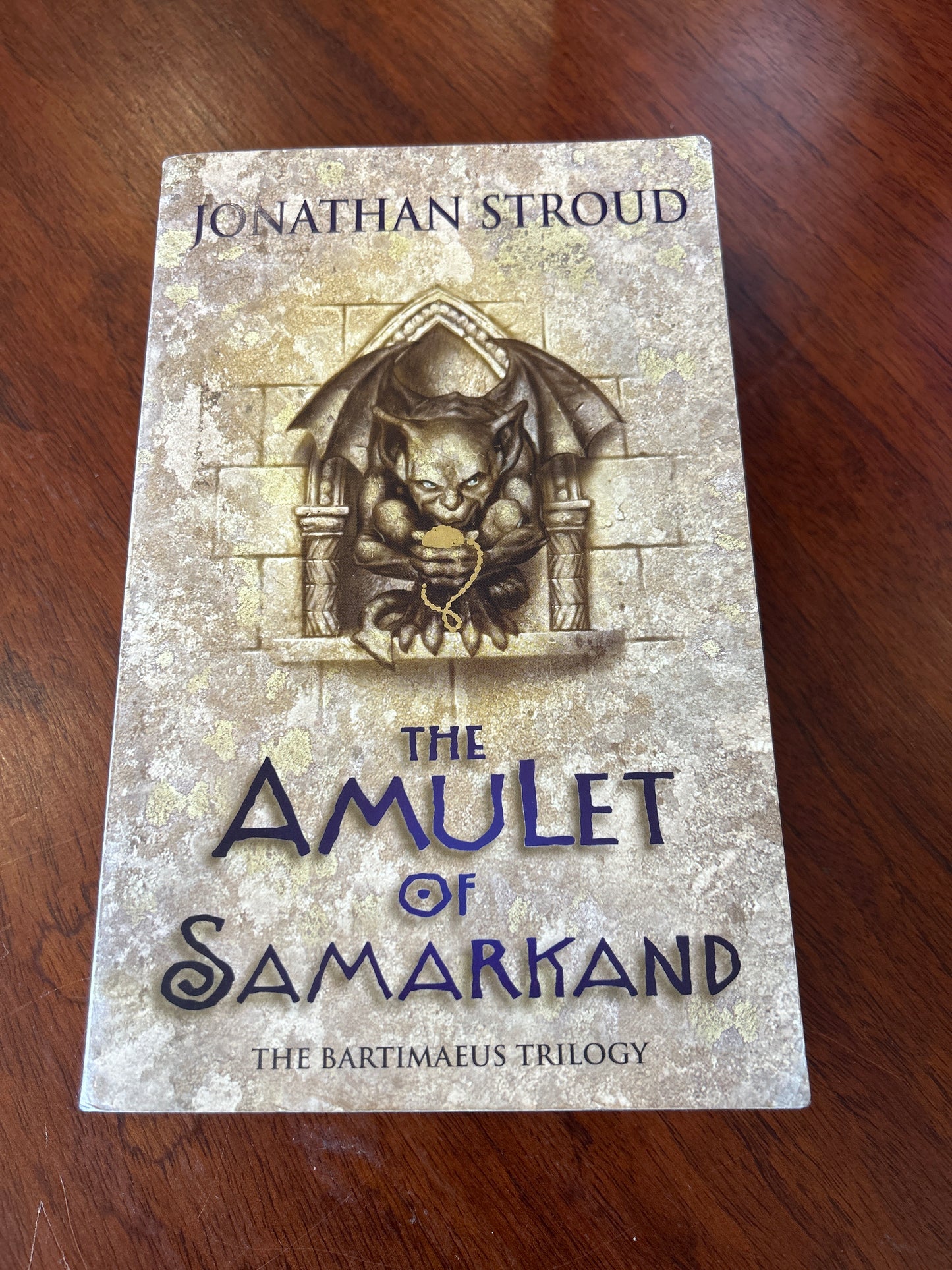 Amulet of Samarkand. Jonathan Stroud. 2003.