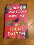 Boy swallows universe. Trent Dalton. 2019.