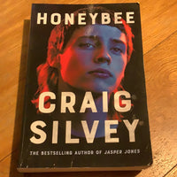 Honeybee. Craig Silvey. 2020.