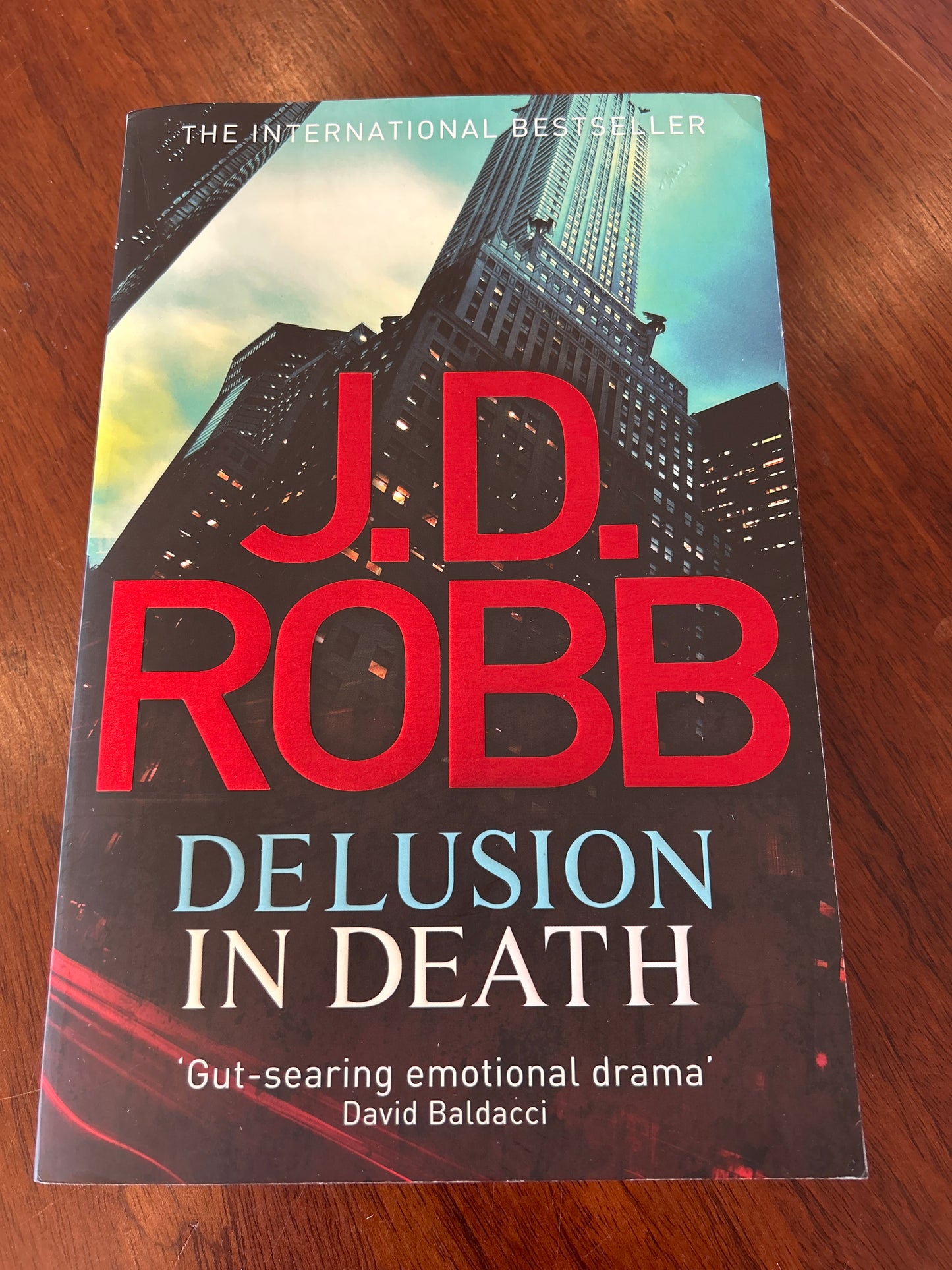 Delusion in death. J.D. Robb. 2013.