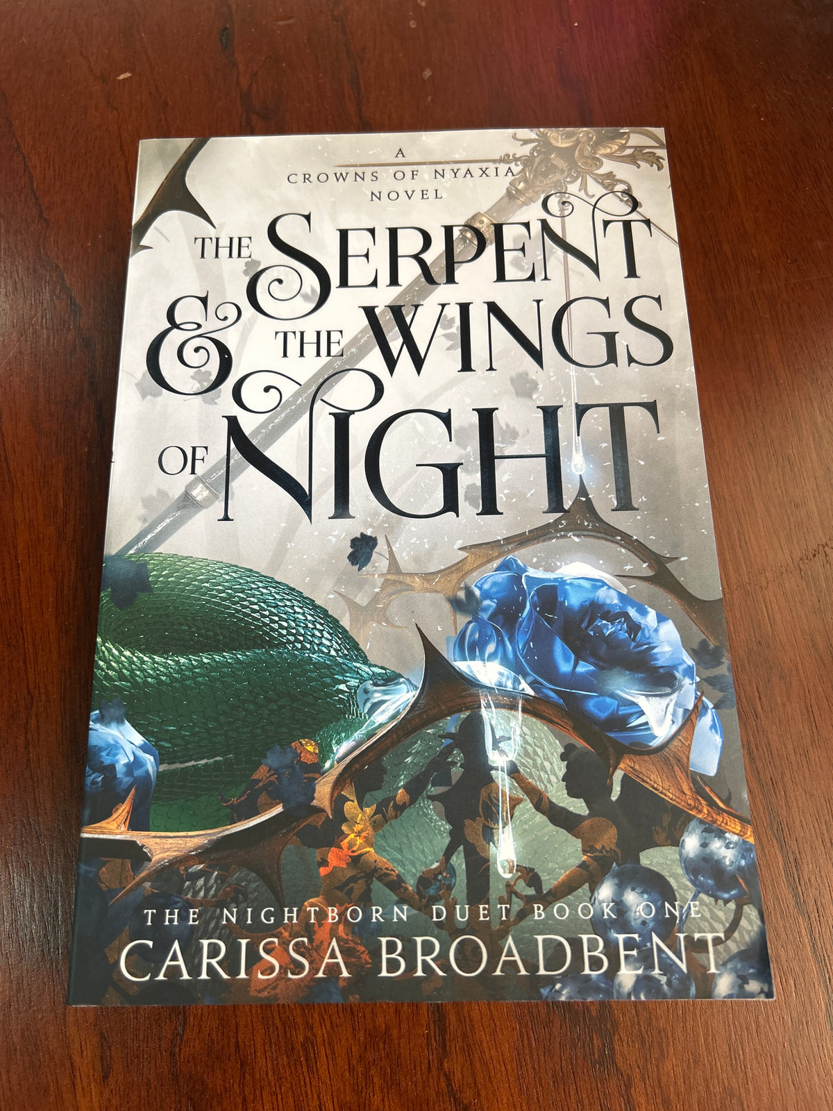Serpent and the wings of night. Carissa Broadbent. 2023.