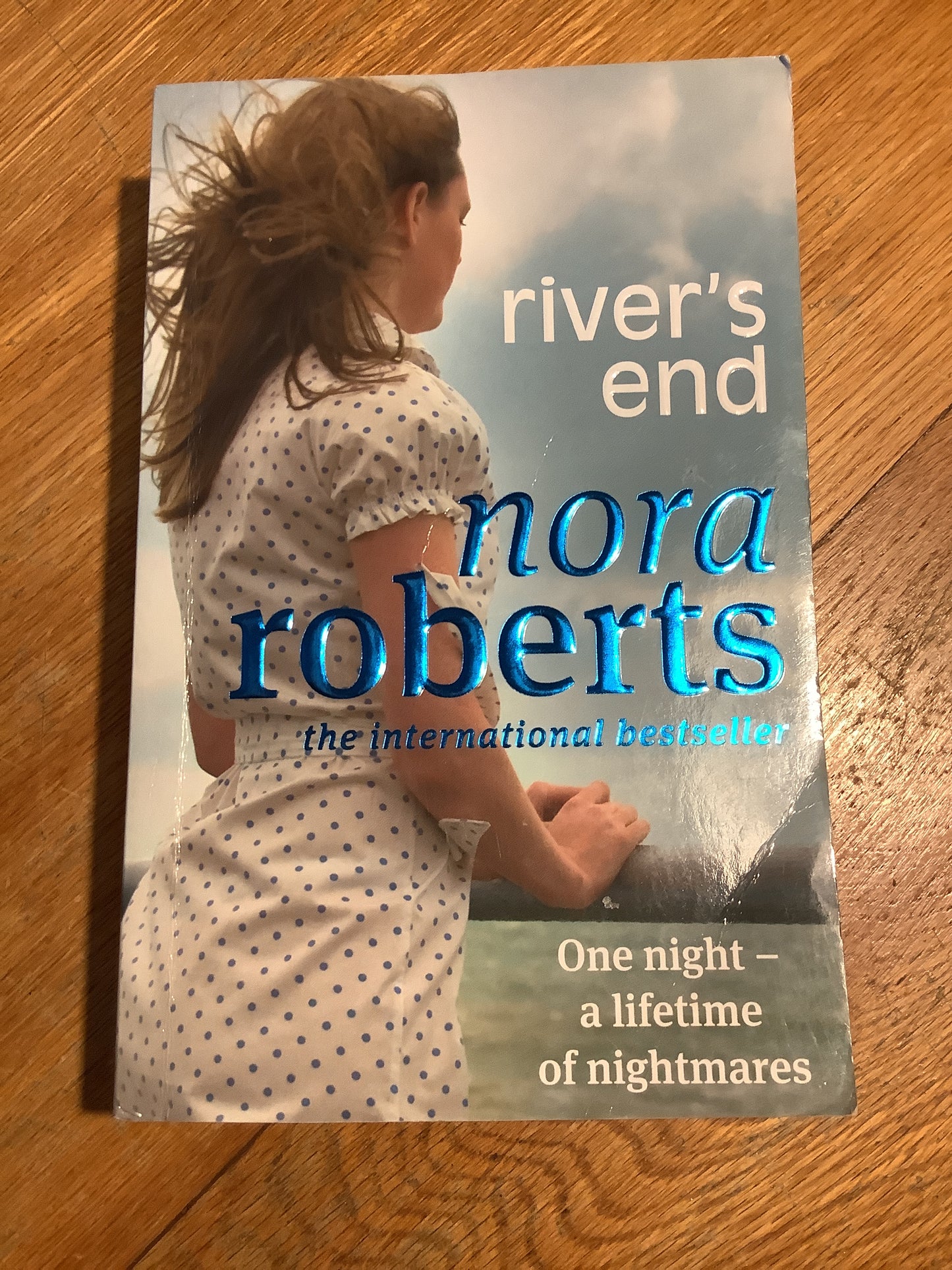 River’s end. Nora Roberts. 2009.