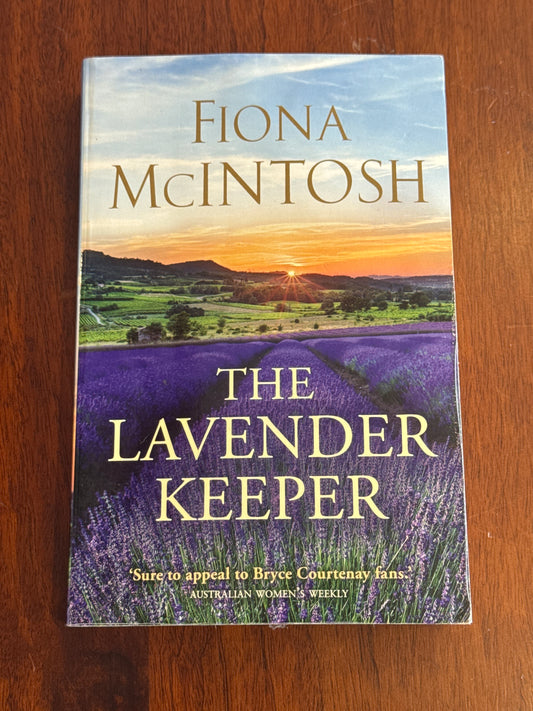 Lavender keeper. Fiona McIntosh. 2017.