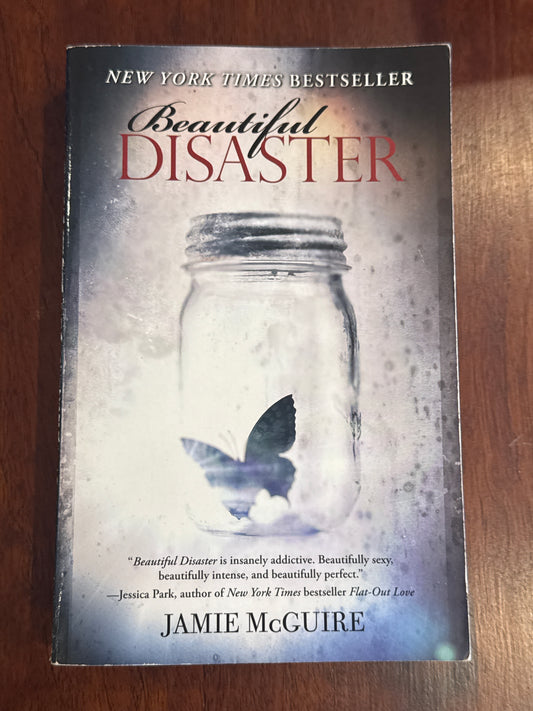 Beautiful disaster. Jamie McGuire. 2012.