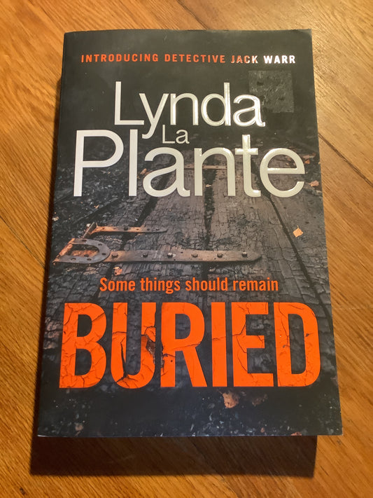 Buried. Lynda La Plante. 2020.