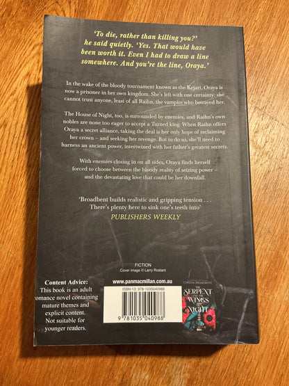 The Ashes and the star-cursed king. Carissa Broadbent. 2024.
