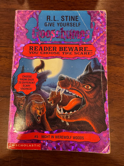 Goosebumps #5 Night in Werewolf Woods. R.L. Stine. 1996.